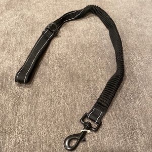 stretchy black dog pet leash